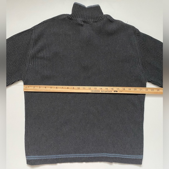GAP Men’s Pullover Knit Sweater - Picture 3 of 5